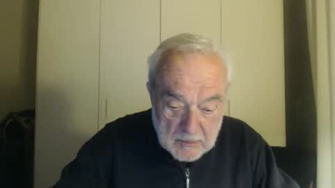 Snapshot of ciaoamoremio4 chatting on November 21, 1:32 pm ciaoamoremio4 online show from November 21, 1:32 pm