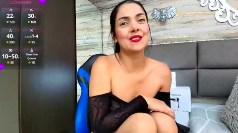 ...   ... online show from February 11, 7:33 am