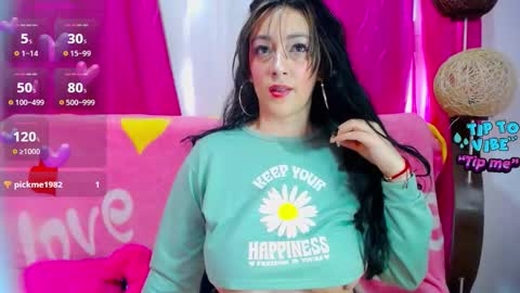 Snapshot of ciaraasweet chatting on October 29, 4:20 pm Ciara online show from October 29, 4:20 pm