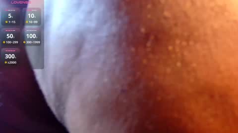 Snapshot of ciaraebonyxxx chatting on December 26, 1:07 am ciaraebonyxxx online show from December 26, 1:07 am