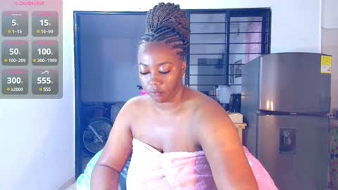 Snapshot of ciaraebonyxxx chatting on March 10, 9:21 am ciaraebonyxxx online show from March 10, 9:21 am