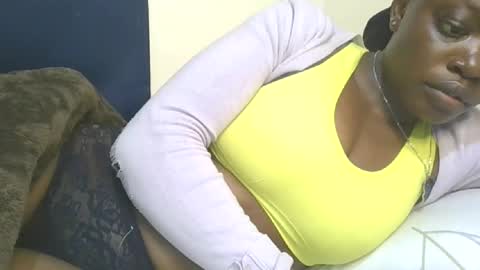 Snapshot of cilia_petite chatting on September 24, 8:23 pm cilia petite online show from September 24, 8:23 pm