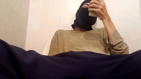 Snapshot of cincopulgadas chatting on December 11, 3:15 pm Ernesto online show from December 11, 3:15 pm