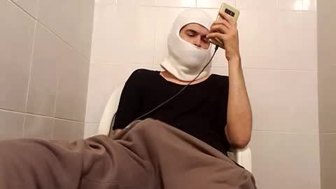 Snapshot of cincopulgadas chatting on January 3, 5:17 am Ernesto online show from January 3, 5:17 am