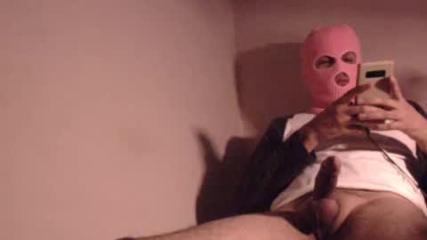 Snapshot of cincopulgadas chatting on February 9, 5:01 pm Ernesto online show from February 9, 5:01 pm