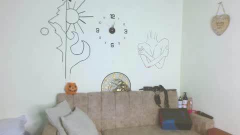 cinna__ online show from November 2, 12:46 am