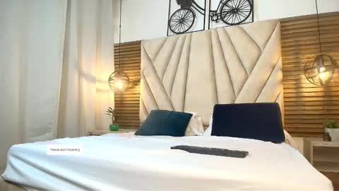 cinthiabaker online show from September 11, 12:05 pm