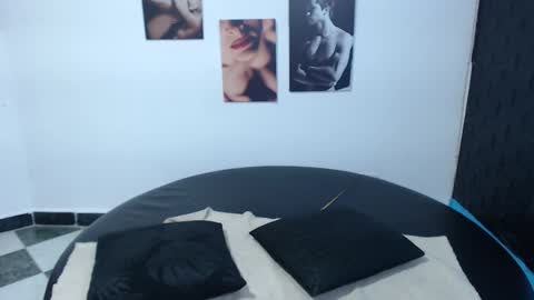 Cinthya online show from October 28, 3:47 pm