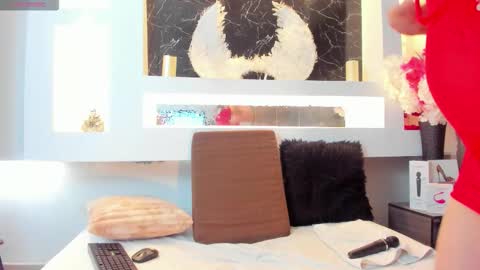 Cinthya  online show from November 20, 12:27 pm