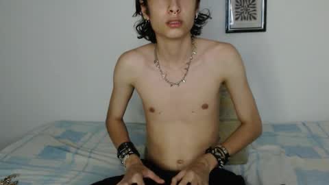 cirosky_elchicopolla online show from March 7, 3:36 am