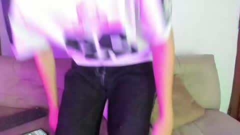 cirosky_elchicopolla online show from April 3, 3:37 am