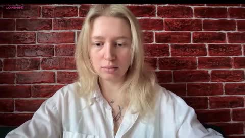 citrusblissss online show from November 4, 2:32 am