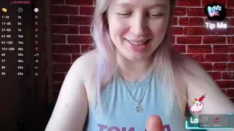 citrusblissss online show from March 27, 11:10 am