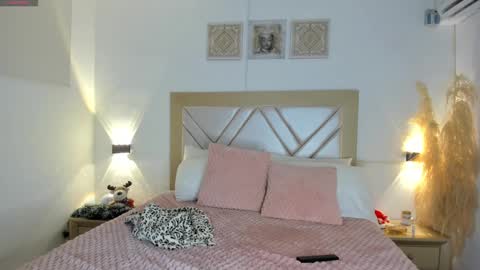 Snapshot of cl4ire chatting on December 29, 10:03 pm Claire 3 online show from December 29, 10:03 pm