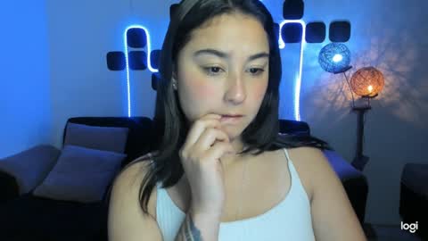 Snapshot of claiok chatting on December 6, 12:45 am claiok online show from December 6, 12:45 am