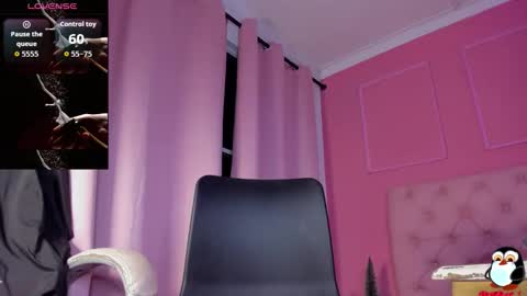 Snapshot of claire_empire chatting on November 15, 6:55 am claire_empire online show from November 15, 6:55 am