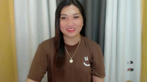 Snapshot of clairewntr_ chatting on January 10, 12:58 pm CLAIRE online show from January 10, 12:58 pm