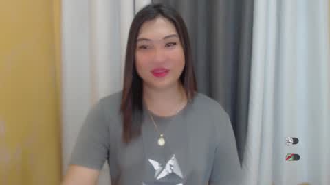 Snapshot of clairewntr_ chatting on January 22, 12:38 pm CLAIRE online show from January 22, 12:38 pm