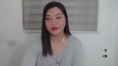 Snapshot of clairewntr_ chatting on January 29, 12:56 pm CLAIRE online show from January 29, 12:56 pm