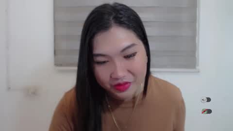 Snapshot of clairewntr_ chatting on January 31, 4:47 am CLAIRE online show from January 31, 4:47 am