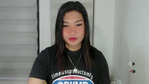 Snapshot of clairewntr_ chatting on February 13, 2:45 am CLAIRE online show from February 13, 2:45 am