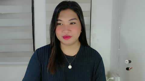 Snapshot of clairewntr_ chatting on March 9, 5:00 am CLAIRE online show from March 9, 5:00 am