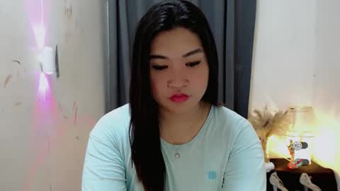 Snapshot of clairewntr_ chatting on September 14, 6:01 am CLAIRE online show from September 14, 6:01 am