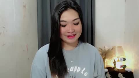 Snapshot of clairewntr_ chatting on September 24, 6:17 am CLAIRE online show from September 24, 6:17 am