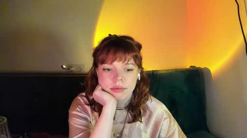 Snapshot of clancyosbourne chatting on December 15, 9:53 pm Clancy online show from December 15, 9:53 pm