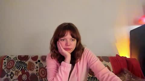 Snapshot of clancyosbourne chatting on January 4, 2:03 am Clancy online show from January 4, 2:03 am