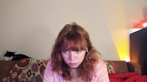 Snapshot of clancyosbourne chatting on January 18, 9:02 pm Clancy online show from January 18, 9:02 pm