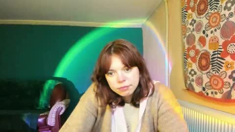 Snapshot of clancyosbourne chatting on February 8, 1:22 am Clancy online show from February 8, 1:22 am