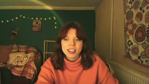 Snapshot of clancyosbourne chatting on February 16, 11:26 pm Clancy online show from February 16, 11:26 pm