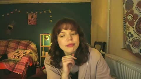 Snapshot of clancyosbourne chatting on February 25, 8:51 pm Clancy online show from February 25, 8:51 pm