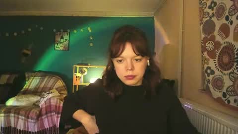Snapshot of clancyosbourne chatting on March 6, 12:21 am Clancy online show from March 6, 12:21 am