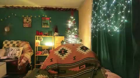 Clancy online show from December 3, 7:45 pm