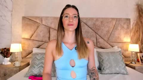 Clara del mar online show from May 23, 10:19 am