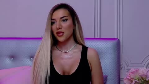 ClaraHazel online show from March 5, 2:25 am