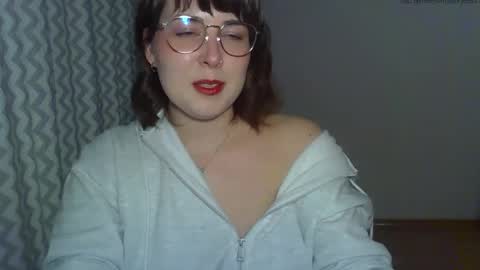 Clara online show from April 20, 5:37 pm