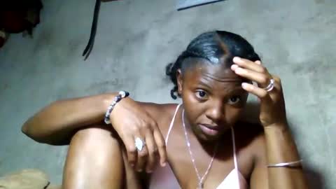 clarisse98 online show from May 24, 6:29 am