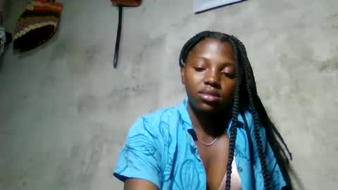 clarisse98 online show from May 27, 4:31 am