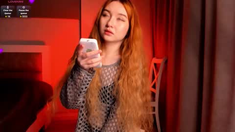 Yumi online show from October 19, 2:56 am