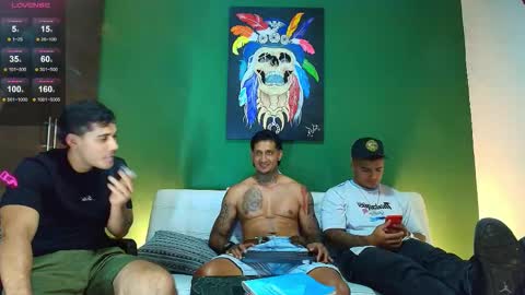 Snapshot of clark__ken chatting on October 23, 4:23 am Juanpaindependent model online show from October 23, 4:23 am