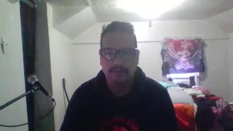 clark_kent1986 online show from April 30, 12:33 pm