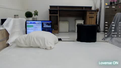 Snapshot of classy_medeeea chatting on January 23, 1:19 am Deea xxx online show from January 23, 1:19 am