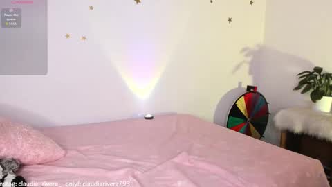 Snapshot of claudiarivera_1 chatting on November 15, 12:19 am Claudia Rivera online show from November 15, 12:19 am