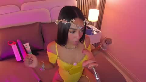 clauwdeen  wolf online show from September 20, 7:26 pm