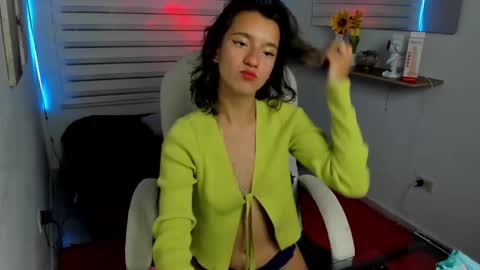 Clawdeen online show from March 12, 3:34 am