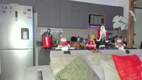 claytonburgues online show from December 10, 1:11 am