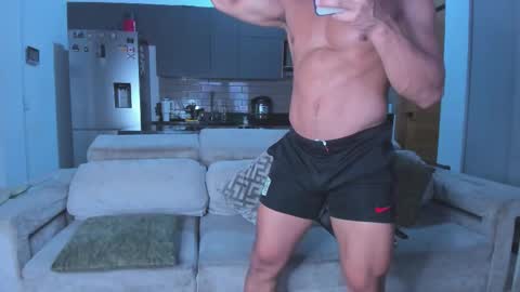 claytonburgues online show from January 13, 6:08 am